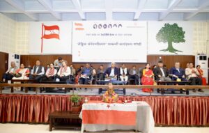 ललितपुर, २५ साउनः नेपाली कांग्रेसका सभापति एवं पूर्वप्रधानमन्त्री शेरबहादुर देउवालगायत आइतबार पार्टी केन्द्रीय कार्यालय सानेपामा आयोजना गरेको ‘लैङ्गिक संवेदनशीलता’सम्बन्धी कार्यशाला गोष्ठीमा सहभागी हुनुहुँदै । तस्बिरः गोपाल दाहाल÷रासस